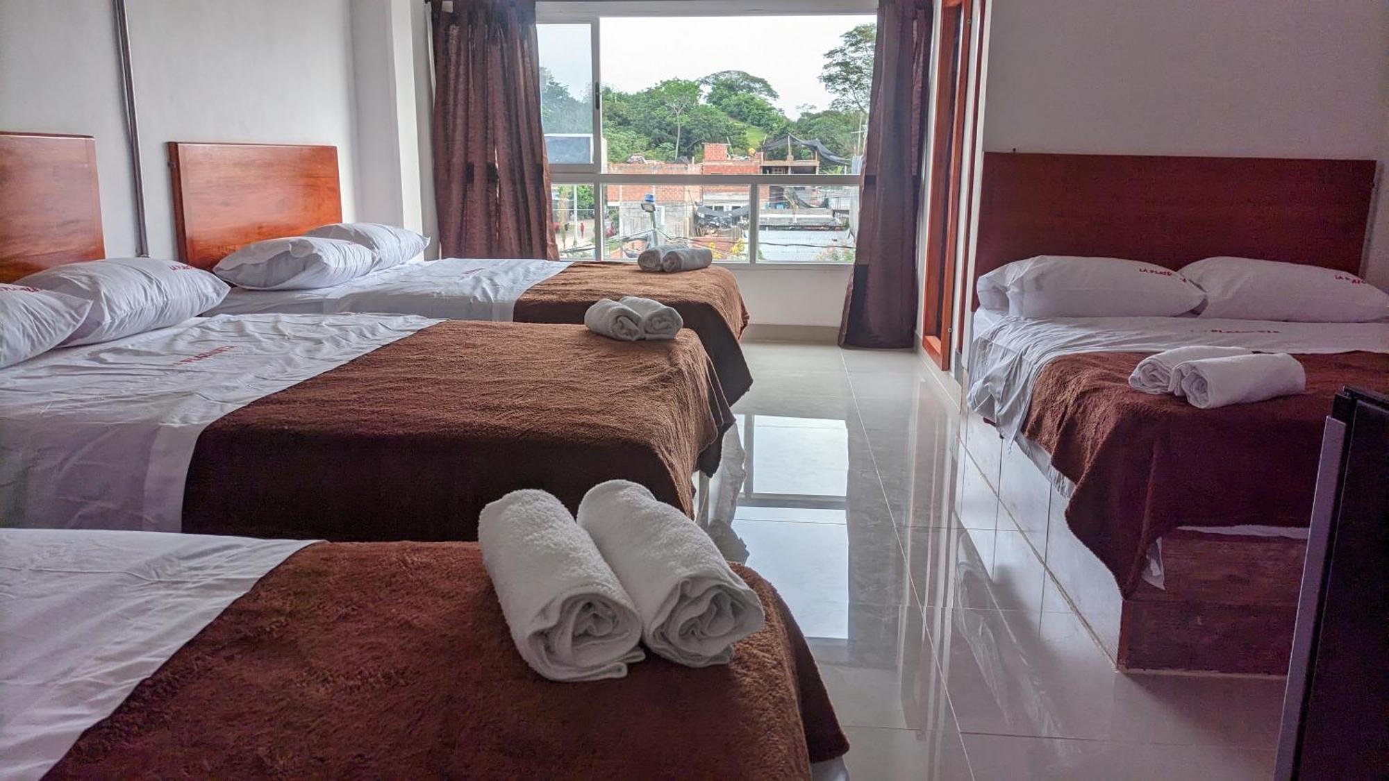 ホテル La Plazoleta Doradal エクステリア 写真
