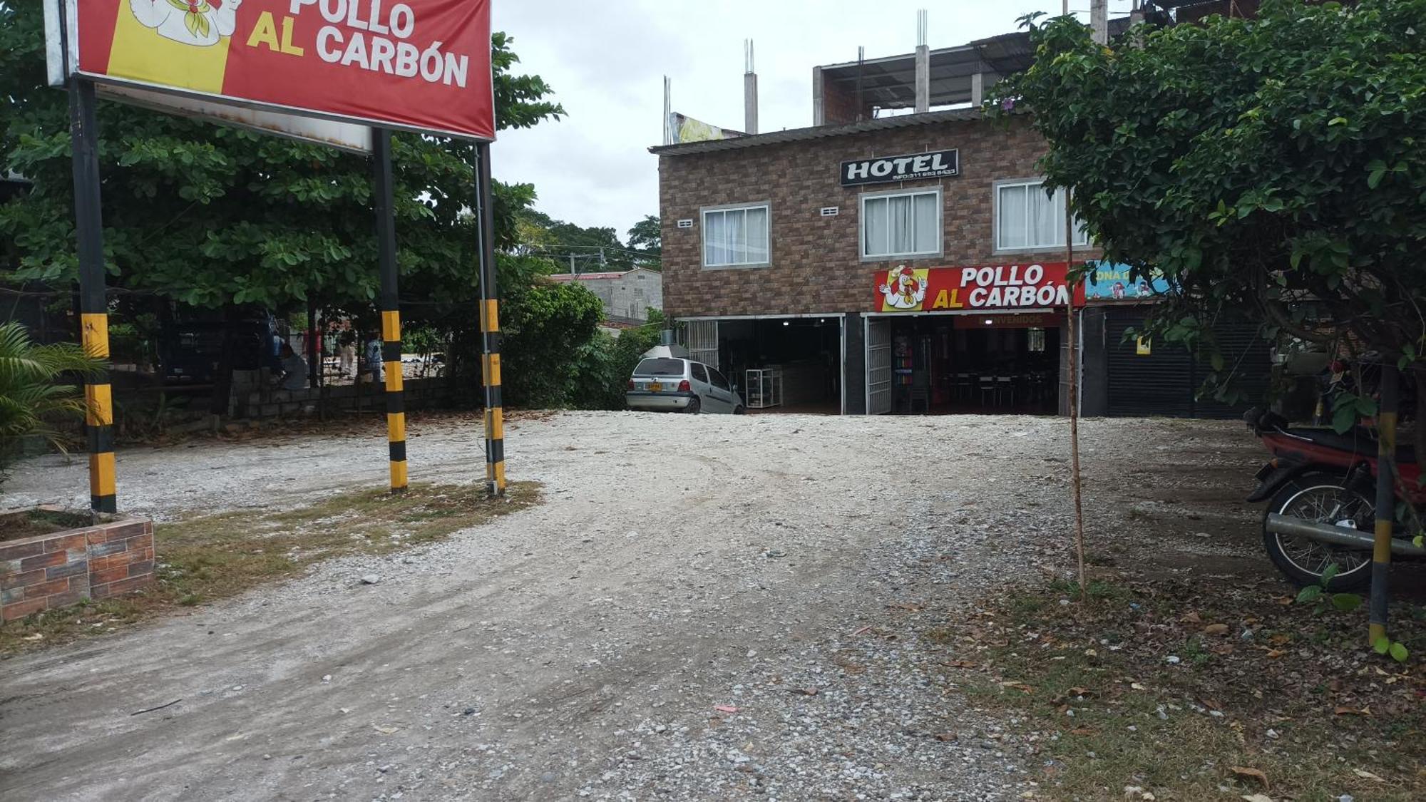 ホテル La Plazoleta Doradal エクステリア 写真